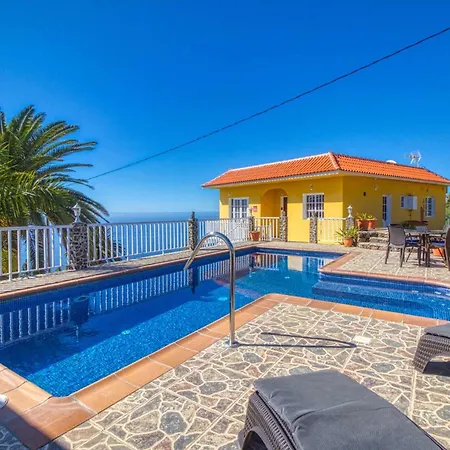 Villa La Hoya