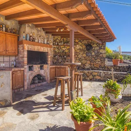 Villa La Hoya *