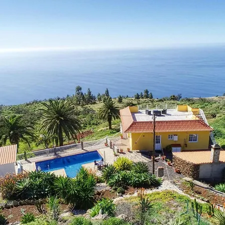 La Hoya Villa