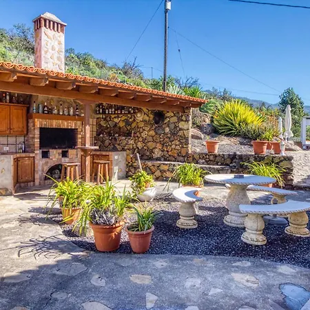 Villa La Hoya *