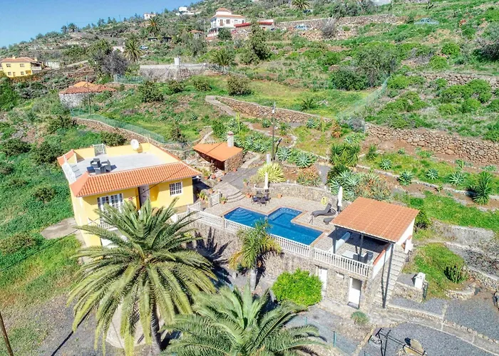 Villa La Hoya *
